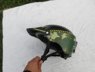 ENDURO HELMA KRATONI