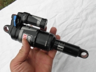 TLUMIČ ROCK SHOX MONARCH+ RC3 DEBON AIR 210X60MM