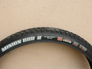 TÉMĚŘ NOVÝ PLÁŠŤ MAXXIS MINION DHR II WT 27.5X2.40 3C