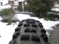 PLÁŠŤ MAXXIS MINION DHR II 27,5X2,40 3C MAXX GRIP DH CASING