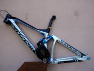 RÁM MONDRAKER SUMMUM PRO TEAM