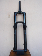 Vidlice Rock Shox Yari RC