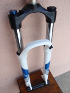 Nová vidlice Rock Shox XC 30 TK - sloupek 1.1/8