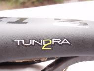 Nové sedlo Fizik Tundra 2 Braided Carbon