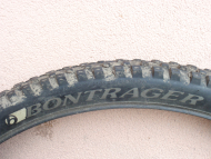 Pláště Bontrager XR4 Expert 27.5x2.35