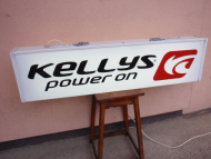 Světelná reklama Kellys Power On