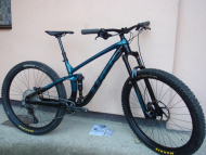 Málo jetý Trek Fuel EX 5 Málo jetý Trek Fuel EX 5