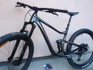 Zánovní Giant Trance 29 2 - el. sada Sram GX ASX, karbonové kola!