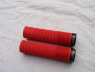 Téměř nové gripy DMR Brendog Deathgrip Thin