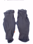 Minimálně jeté chrániče Fox Knee Guard Black Enduro D30