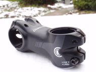 Minimálně jetý představec Giant Connect