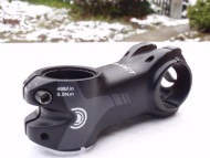 Minimálně jetý představec Giant Connect