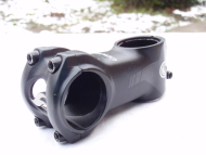 Minimálně jetý představec Giant Connect