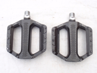 Zánovní pedály Shimano PD-EF202
