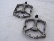 Málo jeté pedály Crankbrothers Stamp 2