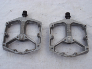 Málo jeté pedály Crankbrothers Stamp 2