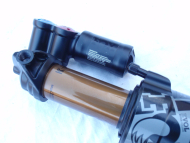 Tlumič Fox  Float X2 Factory 205x65mm Trunnion