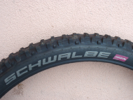 Téměř nový plášť Schwalbe Dirty Dan 27.5x2.35  Addix Ultrasoft Downhill