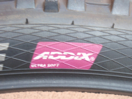 Téměř nový plášť Schwalbe Dirty Dan 27.5x2.35  Addix Ultrasoft Downhill