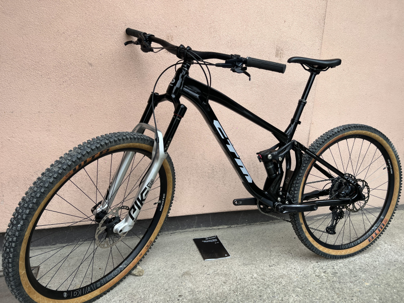 Zánovní enduro CTM Scroll AM Pro