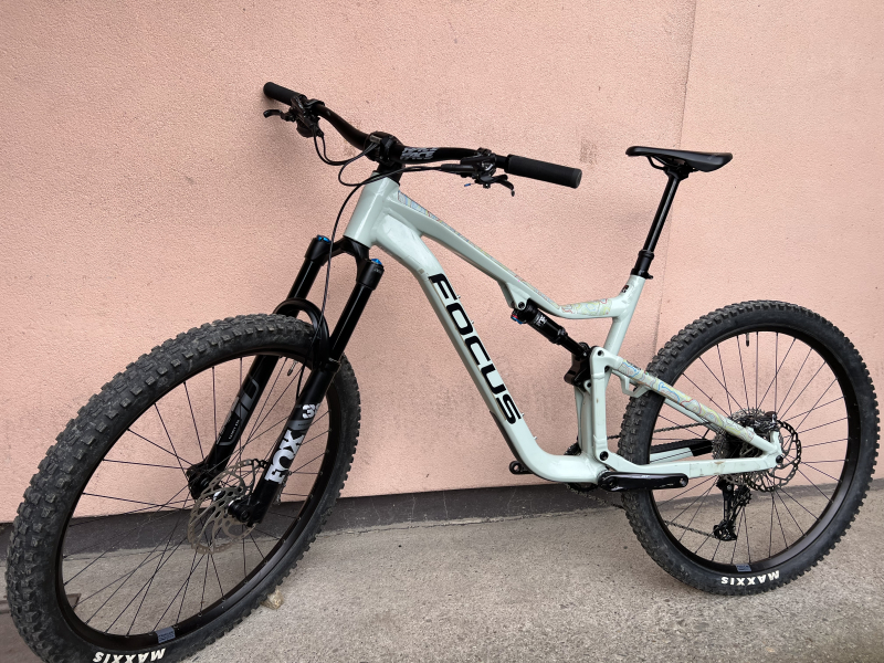 Enduro Focus Jam 6.9 Sky Grey 29"