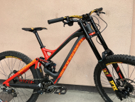 Minimálně jetý Mondraker Summum Pro Carbon - PC: 159 990kč