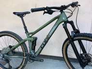 Málo jetý Cube Stereo 140 HPC Rookie Carbon - velikost S