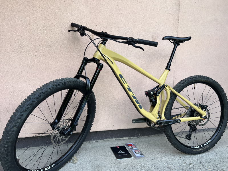 Minimálně jeté enduro CTM Scroll 29"