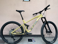 Minimálně jeté enduro CTM Scroll 29"