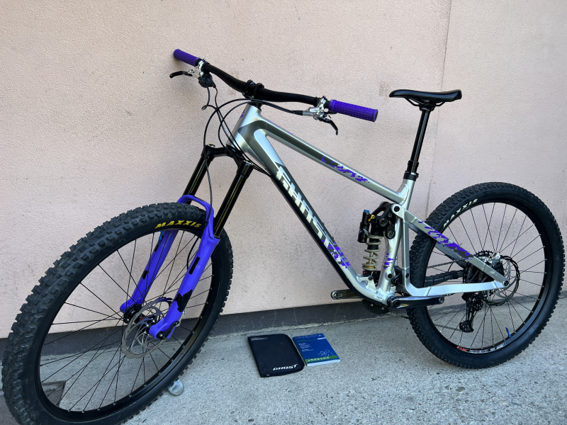 Enduro Ghost Riot Full Party 29