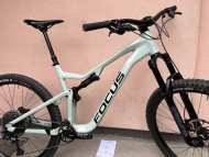 Téměř nový Focus Jam 6.8 XL