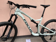 Téměř nový Focus Jam 6.8 XL