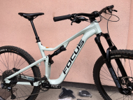 Téměř nový Focus Jam 6.8 L - stav nového kola