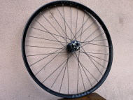 Akce! Nový přední výplet Novatec/Rodi-15x110mm-29"